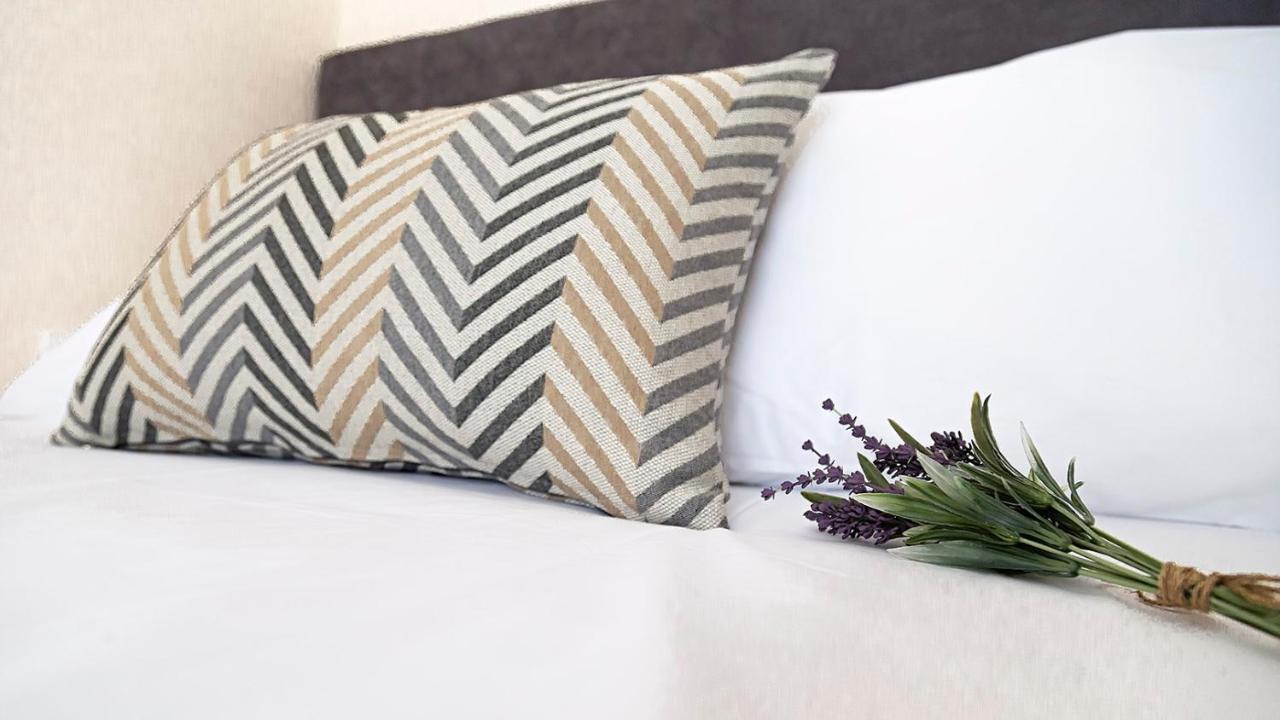 Lotos - Luxury Apartments Kounoupidhiana Ngoại thất bức ảnh