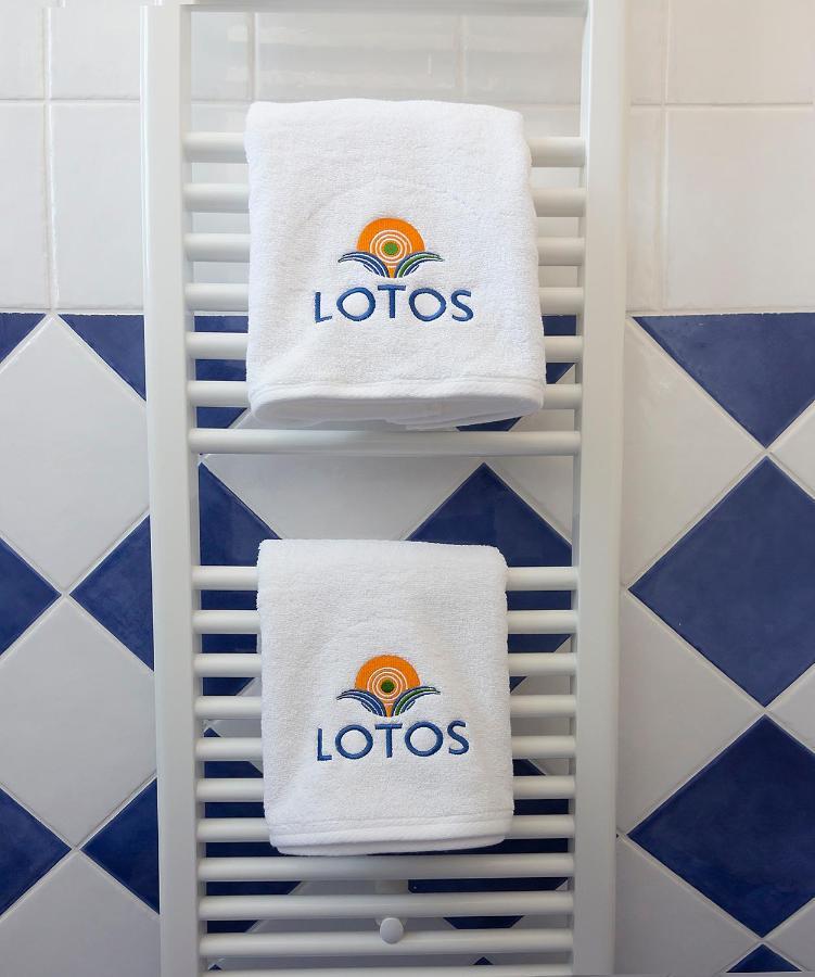 Lotos - Luxury Apartments Kounoupidhiana Ngoại thất bức ảnh